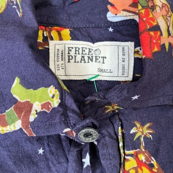 Christmas Mens button up small - Picture 3 of 6